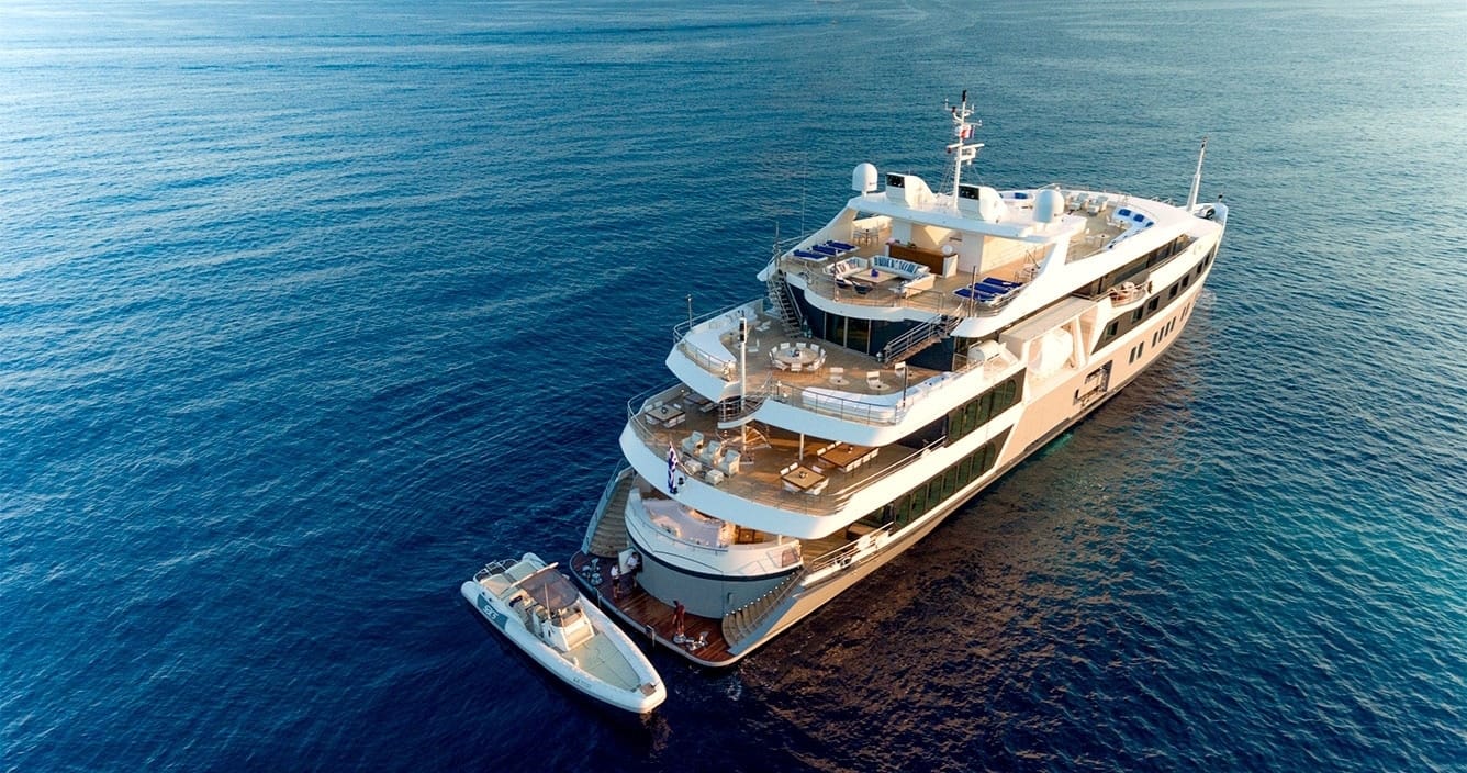yacht-yacht-charter-serenity-236ft23
